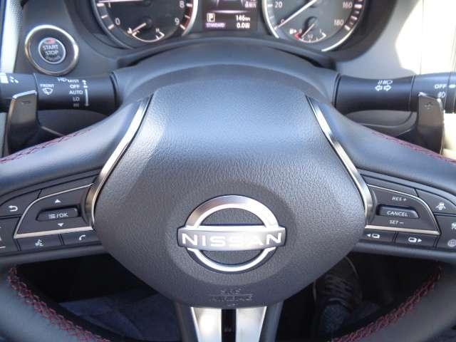 スカイライン ３．０　４００Ｒ　ＢＯＳＥサウンドシステム　本革シ－ト　ＬＥＤヘッド　キーレスエントリー　ワンオーナ　車線逸脱警報　スマ－トキ－　バックモニター　クルコン　メモリーナビ　ナビＴＶ　サイドカメラ　ＡＡＣ　アルミ　盗難防止装置　ＥＴＣ　エアバッグ（14枚目）