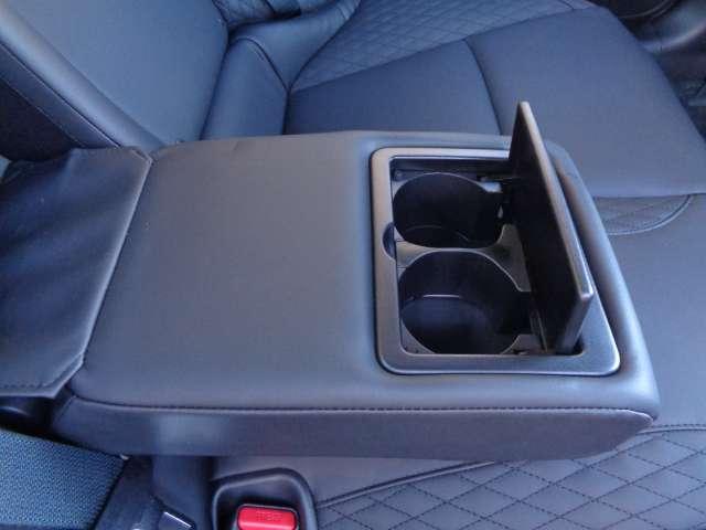 スカイライン ３．０　４００Ｒ　ＢＯＳＥサウンドシステム　本革シ－ト　ＬＥＤヘッド　キーレスエントリー　ワンオーナ　車線逸脱警報　スマ－トキ－　バックモニター　クルコン　メモリーナビ　ナビＴＶ　サイドカメラ　ＡＡＣ　アルミ　盗難防止装置　ＥＴＣ　エアバッグ（20枚目）