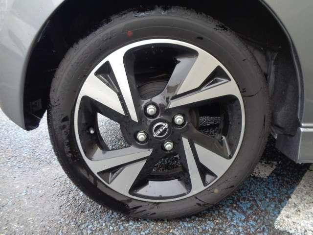 デイズ 660 ハイウェイスターGターボ 純正メモリーナビ・フルセグTV(MM223D-L) 禁煙 車線逸脱 インテリジェントアラウンドビューモニター LED ナビTV 記録簿 スマートキー エアバック キーフリー サイドカメラ バックカメラ パワーステアリング フルオートエアコン ワンセグ(20枚目)