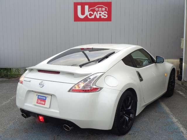 フェアレディＺ ３．７　６ＭＴ・メーカーナビ・ＴＶ　メンテナンスノート　カーテンエアバッグ　Ｂガイドモニター　助手席エアバック　スマキー　オートエアコン　イモビライザー　ＥＴＣ　ワンセグ　パワステ　キーレスエントリー　ナビＴＶ　ＡＢＳ　アルミホイール（2枚目）