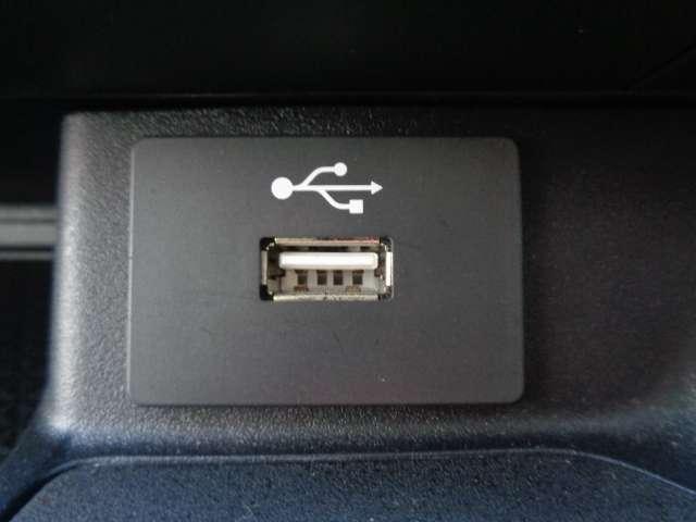 デイズ ６６０　Ｘ　純正メモリーナビ・フルセグＴＶ（ＭＭ３１８Ｄ－Ｌ）　アラウンドＭ　踏み間違え防止　スマートキー　イモビライザー　バックカメラ　１オーナー　ＥＴＣ　レーンキープ　アイドリングストップ　ドライブレコーダー　キーレス　フルオートエアコン　ナビＴＶ　ＷＡＢ（11枚目）