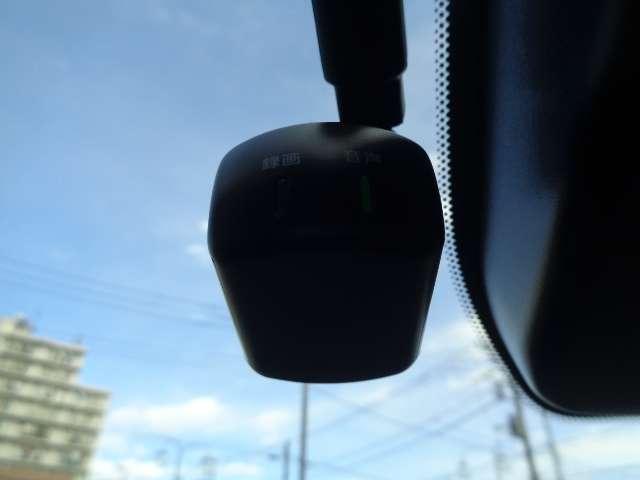 オーラ 1.2 G BOSE・プロパイロット 自動(被害軽減)ブレーキ LED LKA サイドカメラ ETC ドライブレコーダー カーテンエアバッグ イモビライザー アルミホイール インテリジェントキー パワーウィンドウ ワンオーナー ナビTV(12枚目)