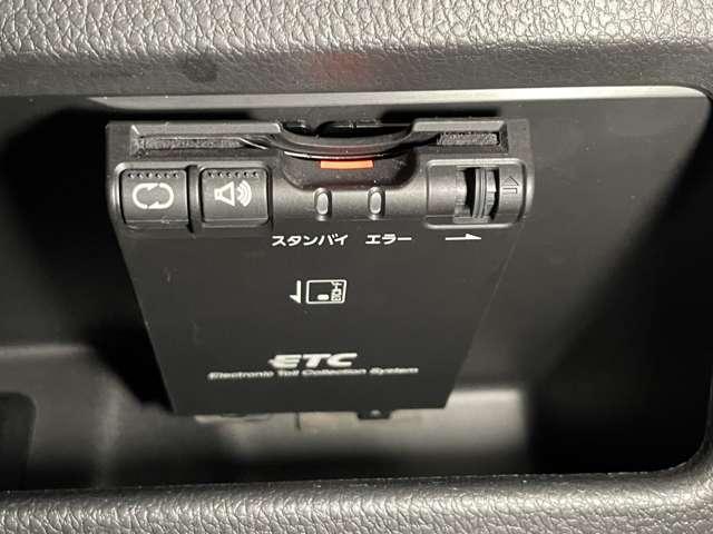 デイズルークス ６６０　ハイウェイスターＸ　Ｖセレクション　＋ＳａｆｅｔｙＩＩ　エマブレ　踏み間違い防止　アラウンドビュー　レーダーブレーキサポート　インテリジェントキ－　アルミホイール　キセノン　サイドカメラ　盗難防止　ドライブレコーダー　ＡＢＳ　ＥＴＣ　メモリーナビ　ナビＴＶ　オートエアコン　ワンオ－ナ－車　記録簿（9枚目）