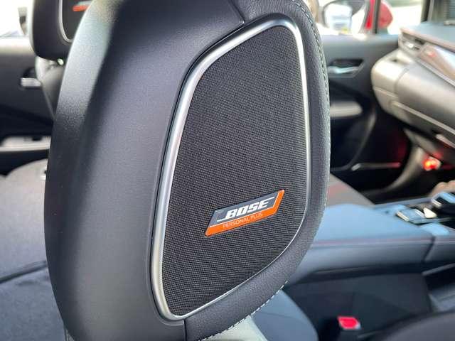 オーラ １．２　ＮＩＳＭＯ　プロパイロット　エマージェンシーブレーキ　カーテンエアバッグ　エマブレ　インテリキー　ＥＴＣ　車線逸脱警報　ワンセグ　キーフリーシステム　ダブルエアバック　定期点検記録簿　アルミホイール　運転席エアバッグ　メモリーナビ　ナビＴＶ　ＡＢＳ（12枚目）