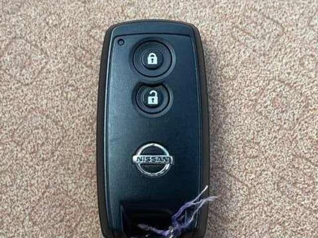 モコ ６６０　Ｅ　Ｗエアバック　オートエアコン　パワーウィ　ワイヤレスキー　スマ－トキ－　ＡＵＴＯエアコン　ＰＷ　ＰＳ　ＡＢＳ　運転席エアバッグ　記録簿　ワンオーナー（3枚目）