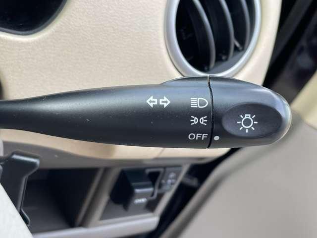 モコ ６６０　Ｅ　Ｗエアバック　オートエアコン　パワーウィ　ワイヤレスキー　スマ－トキ－　ＡＵＴＯエアコン　ＰＷ　ＰＳ　ＡＢＳ　運転席エアバッグ　記録簿　ワンオーナー（10枚目）