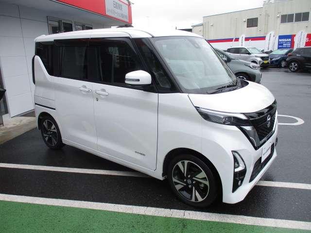 ルークス ６６０　ハイウェイスターＸ　プロパイロット　エディション　ＰＷ　ナビ＆ＴＶ　１セグ　ワンオーナー車　ＰＳ　定期点検記録簿　ＡＡＣ　メモリーナビ　アルミホイール　キーレス　ＡＢＳ　エアバッグ（11枚目）
