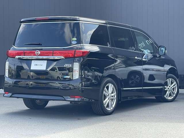 エルグランド ２．５　２５０ハイウェイスター　後席モニター　純正ＨＤＤナビ　地デジ　リアカメラ　ＰＳ　キーフリー　サイドカメラ　サイドエアバック　ＴＶナビ　記録簿有　ＥＴＣ付　パワーウインドウ　運転席エアバッグ　メモリーナビ　ＡＢＳ　助手席エアバッグ　ワンセグＴＶ　スマートキ（2枚目）