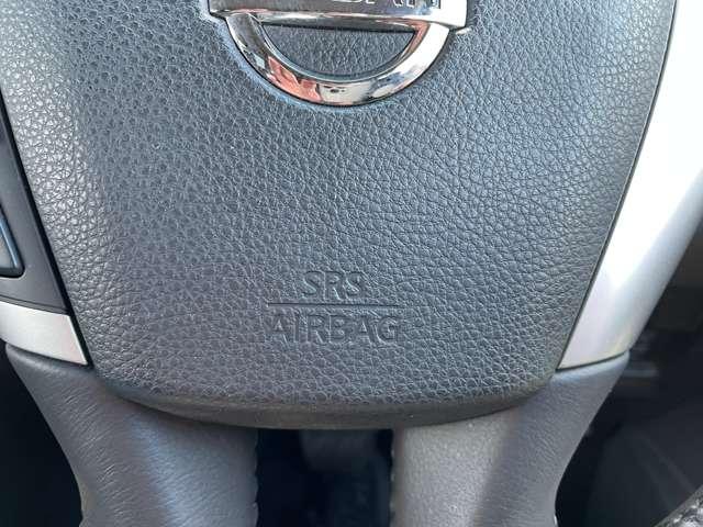 エルグランド ２．５　２５０ハイウェイスター　後席モニター　純正ＨＤＤナビ　地デジ　リアカメラ　ＰＳ　キーフリー　サイドカメラ　サイドエアバック　ＴＶナビ　記録簿有　ＥＴＣ付　パワーウインドウ　運転席エアバッグ　メモリーナビ　ＡＢＳ　助手席エアバッグ　ワンセグＴＶ　スマートキ（16枚目）