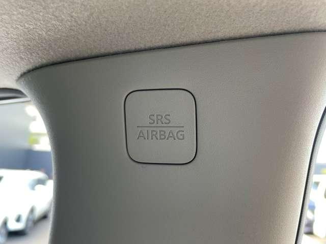 エルグランド ２．５　２５０ハイウェイスター　後席モニター　純正ＨＤＤナビ　地デジ　リアカメラ　ＰＳ　キーフリー　サイドカメラ　サイドエアバック　ＴＶナビ　記録簿有　ＥＴＣ付　パワーウインドウ　運転席エアバッグ　メモリーナビ　ＡＢＳ　助手席エアバッグ　ワンセグＴＶ　スマートキ（19枚目）