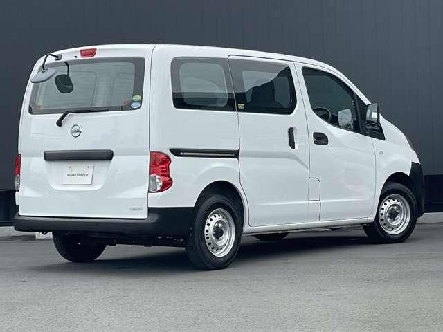 ＮＶ２００バネットバン １．６　ＤＸ　エアバック　エアコン　パワステ　点検記録簿　パワーステアリング　エアバック　マニュアルエアコン　ＡＢＳ　キーフリー　フロントパワーウインドウ　１オ－ナ－（2枚目）