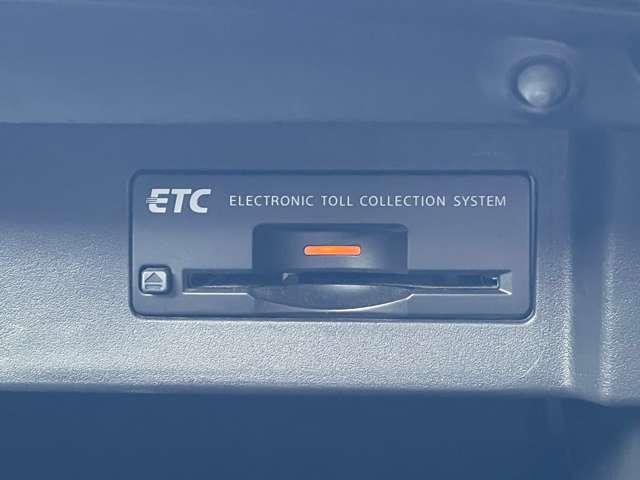 フーガ 3.7 370GT 本革シート エマージェンシーブレーキ バックガイドモニター スマートキープッシュスタート レザーシート サイドモニター LEDヘッドランプ LDW ETC クルコン 盗難防止 整備記録簿有 パワーウィンドウ HDDナビ アルミホイール(7枚目)