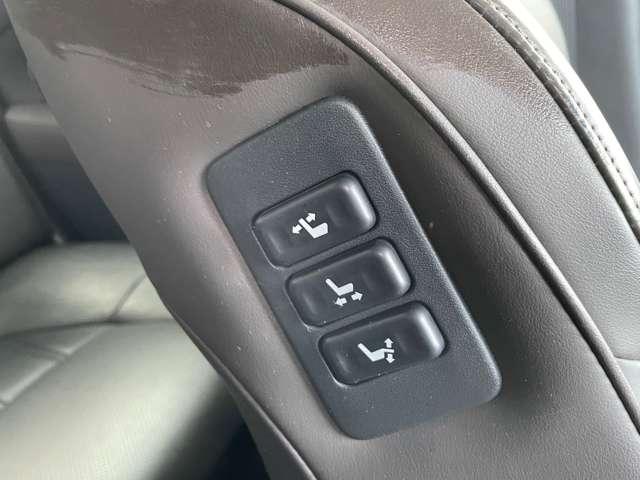 フーガ 3.7 370GT 本革シート エマージェンシーブレーキ バックガイドモニター スマートキープッシュスタート レザーシート サイドモニター LEDヘッドランプ LDW ETC クルコン 盗難防止 整備記録簿有 パワーウィンドウ HDDナビ アルミホイール(18枚目)