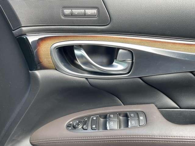 フーガ 3.7 370GT 本革シート エマージェンシーブレーキ バックガイドモニター スマートキープッシュスタート レザーシート サイドモニター LEDヘッドランプ LDW ETC クルコン 盗難防止 整備記録簿有 パワーウィンドウ HDDナビ アルミホイール(20枚目)