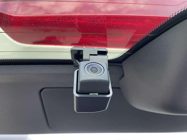 エクストレイル １．５　Ｘ　ｅ－４ＯＲＣＥ　４ＷＤ　エマブレ　カーナビ　クルーズコントロール　レーンキープアシスト　４ＷＤ　寒冷地仕様　キーレスエントリー　アイドリングストップ　ＡＡＣ　盗難防止システム　サイドエアバック　メモリーナビ　アルミホイール（9枚目）