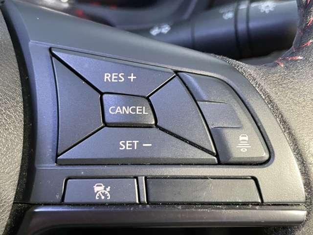 ノート e-パワーニスモ LEDランプ ワンオーナー車 Aストップ クルコン Bカメラ メモリーナビ付き レーンアシスト フルオートエアコン スマートキープッシュスタート Wエアバッグ アルミ キーフリー ドラレコ 記録簿(15枚目)