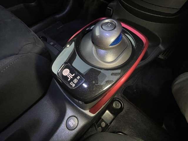 ノート e-パワーニスモ LEDランプ ワンオーナー車 Aストップ クルコン Bカメラ メモリーナビ付き レーンアシスト フルオートエアコン スマートキープッシュスタート Wエアバッグ アルミ キーフリー ドラレコ 記録簿(17枚目)