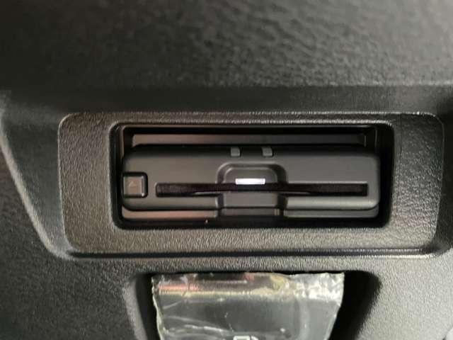 ノート 1.2 X エマージェンシーブレーキ 踏み間違い防止 リアカメラ 衝突被害軽減ブレ-キ 全方位カメラ ETC付 LEDヘッドライト レーンアシスト インテリジェントキー ワンオーナー ドラレコ アイドリングストップ 整備記録簿 ワンセグTV TVナビ(10枚目)