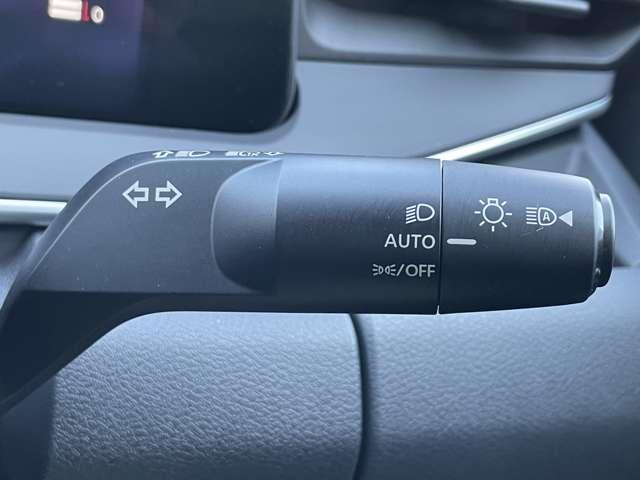 ノート 1.2 X エマージェンシーブレーキ 踏み間違い防止 リアカメラ 衝突被害軽減ブレ-キ 全方位カメラ ETC付 LEDヘッドライト レーンアシスト インテリジェントキー ワンオーナー ドラレコ アイドリングストップ 整備記録簿 盗難防止システム TVナビ(15枚目)