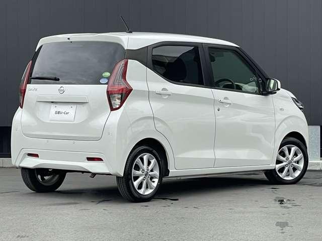 デイズ ６６０　Ｘ　エマージェンシーブレーキ　踏み間違い防止　踏み間違え防止　イモビライザー　バックカメラ　１オーナー　レーンキープ　アイドリングストップ　キーレス　フルオートエアコン　ナビＴＶ　ＷＡＢ　記録簿　運転席エアバック　メモリーナビゲーション　ＰＳ（2枚目）