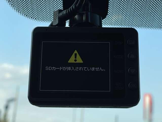 デュアリス ２．０　２０Ｇ　ガラスサンルーフ　ドライブレコーダー　セキュリティー　カーテンエアバック　インテリジェントキー　キーフリー　エアコン　整備記録簿　アルミホイール　ドライブレコーダー　ＡＢＳ　パワーウィンド　運転席エアバッグ　パワーステアリング（5枚目）