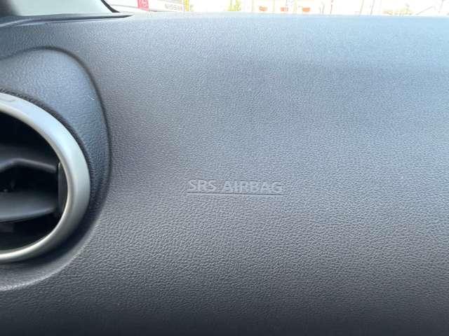 デュアリス ２．０　２０Ｇ　ガラスサンルーフ　ドライブレコーダー　セキュリティー　カーテンエアバック　インテリジェントキー　キーフリー　エアコン　整備記録簿　アルミホイール　ドライブレコーダー　ＡＢＳ　パワーウィンド　運転席エアバッグ　パワーステアリング（14枚目）