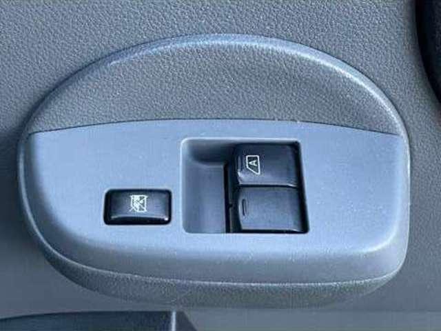 ＮＶ２００バネットバン １．６　ＤＸ　純正メモリーナビ　地デジ　バックモニター　バックカメラ付き　点検記録簿　メモリーナビ　パワーステアリング　エアバック　マニュアルエアコン　ナビＴＶ　ＡＢＳ　ワンセグ　キーフリー　フロントパワーウインドウ　１オ－ナ－　ＥＴＣ付き（7枚目）