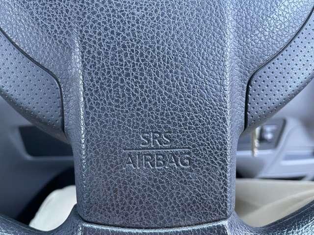 ＮＶ２００バネットバン １．６　ＤＸ　純正メモリーナビ　地デジ　バックモニター　バックカメラ付き　点検記録簿　メモリーナビ　パワーステアリング　エアバック　マニュアルエアコン　ナビＴＶ　ＡＢＳ　ワンセグ　キーフリー　フロントパワーウインドウ　１オ－ナ－　ＥＴＣ付き（8枚目）