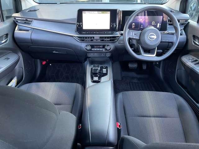 ノート 1.2 X エマージェンシーブレーキ 踏み間違い防止 リアカメラ 衝突被害軽減ブレ-キ 全方位カメラ ETC付 LEDヘッドライト レーンアシスト インテリジェントキー ワンオーナー ドラレコ 整備記録簿 ワンセグTV TVナビ サイドカーテンエアバック(4枚目)