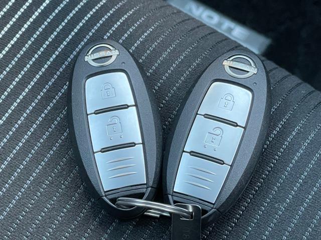 ノート 1.2 X エマージェンシーブレーキ 踏み間違い防止 リアカメラ 衝突被害軽減ブレ-キ 全方位カメラ ETC付 LEDヘッドライト レーンアシスト インテリジェントキー ワンオーナー ドラレコ 整備記録簿 ワンセグTV TVナビ サイドカーテンエアバック(18枚目)