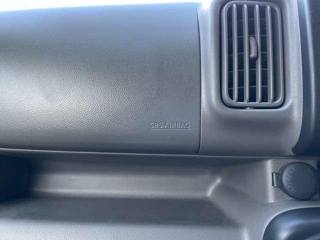 ＮＶ１００クリッパーバン ６６０　ＤＸ　ＧＬパッケージ　ハイルーフ　５ＡＧＳ車　エマージェンシーブレーキ　踏み間違い防止　前席パワーウィンドウ　マニュアルエアコン　衝突回避ブレーキ　ワンオーナ　運転席エアバッグ　キーレスエントリー　記録簿付き　パワーステアリング　盗難警報装置　Ｗエアバッグ（14枚目）