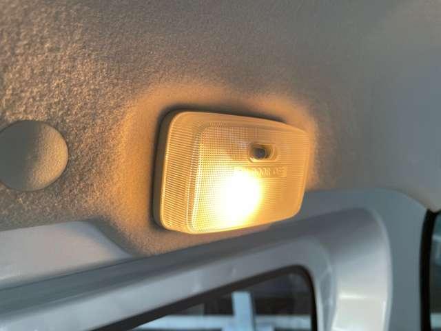 ＮＶ１００クリッパーバン ６６０　ＤＸ　ＧＬパッケージ　ハイルーフ　５ＡＧＳ車　エマージェンシーブレーキ　踏み間違い防止　前席パワーウィンドウ　マニュアルエアコン　衝突回避ブレーキ　ワンオーナ　運転席エアバッグ　キーレスエントリー　記録簿付き　パワーステアリング　盗難警報装置　Ｗエアバッグ（18枚目）