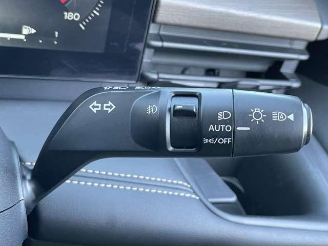 セレナ 2.0 ハイウェイスターV ステップタイプ 後席モニター(16枚目)