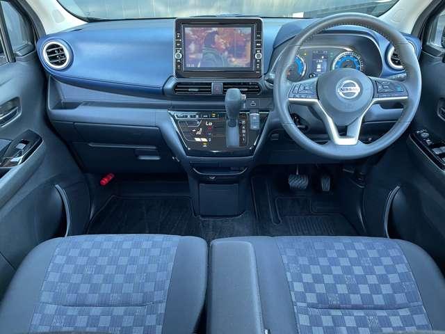 デイズ ６６０　ハイウェイスターＧターボ　プロパイロット　エディション　アルミ　イモビ　エアバック　レーダークルーズ　レーンアシスト　キーレス　サイドカメラ　アイドリングストップ　エアコン　メモリ－ナビ　バックカメラ　サイドエアバック　ナビ　ＡＢＳ　パワーウィンドウ　ＰＳ（4枚目）