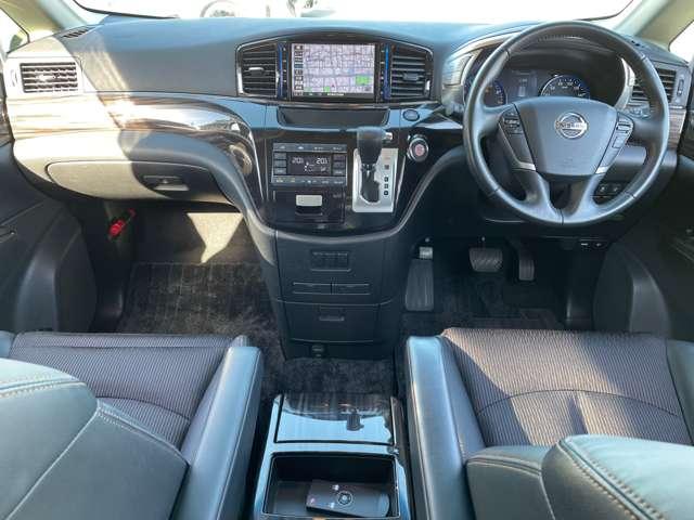 エルグランド 250ハイウェイスターS アルミホイル 点検記録簿 両側パワ-スライドドア ドライブレコーダ ワンオ-ナ-車 クルコン インテリキー Bカメラ サイドカーテンエアバック 盗難防止 メモリーナビ ETC エアコン ナビTV(4枚目)