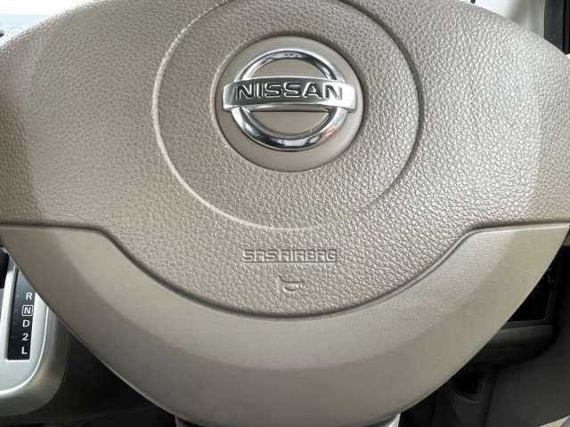 モコ ６６０　Ｅ　Ｗエアバック　エアコン　パワーウィンドゥ　盗難防止　ワイヤレスキー　助手席エアバック　スマ－トキ－　ＡＵＴＯエアコン　ＰＷ　ＰＳ　ＡＢＳ　運転席エアバッグ　記録簿　ワンオーナー（12枚目）