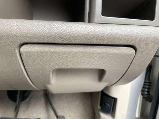 モコ ６６０　Ｅ　Ｗエアバック　エアコン　パワーウィンドゥ　盗難防止　ワイヤレスキー　助手席エアバック　スマ－トキ－　ＡＵＴＯエアコン　ＰＷ　ＰＳ　ＡＢＳ　運転席エアバッグ　記録簿　ワンオーナー（14枚目）