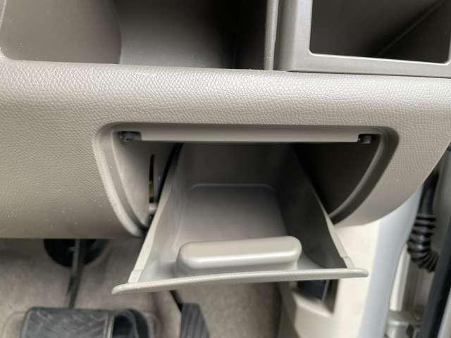 モコ ６６０　Ｅ　Ｗエアバック　エアコン　パワーウィンドゥ　盗難防止　ワイヤレスキー　助手席エアバック　スマ－トキ－　ＡＵＴＯエアコン　ＰＷ　ＰＳ　ＡＢＳ　運転席エアバッグ　記録簿　ワンオーナー（15枚目）