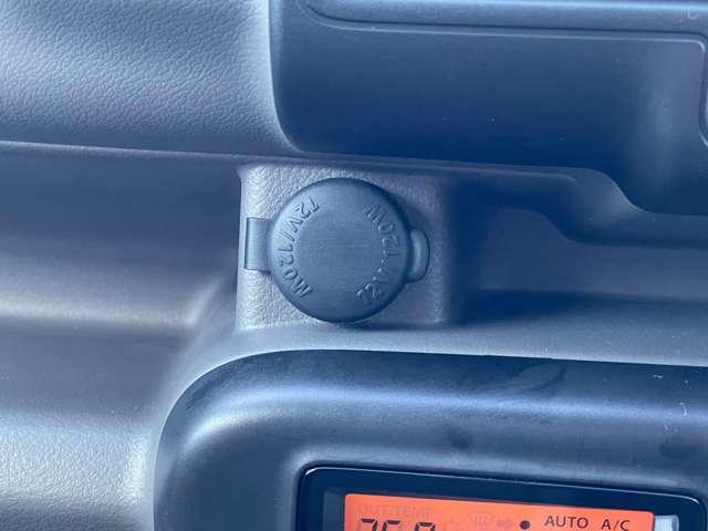 クリッパーバン 660 GXターボ ハイルーフ 両側オートスライドドア キーレス 両側パワースライドドア フルオートエアコン LEDヘッドライト エマージェンシーブレーキ メモリーナビ(17枚目)