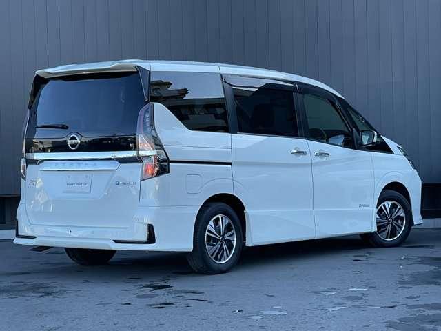 セレナ e-パワー ハイウェイスターV 360°カメラ エマジェンシーブレーキ 1オナ スマキー バックカメラ LED レーンアシスト 点検記録簿付 ETC ドラレコ Aストップ イモビ サイドカーテンエアバック フルオートエアコン ABS(2枚目)