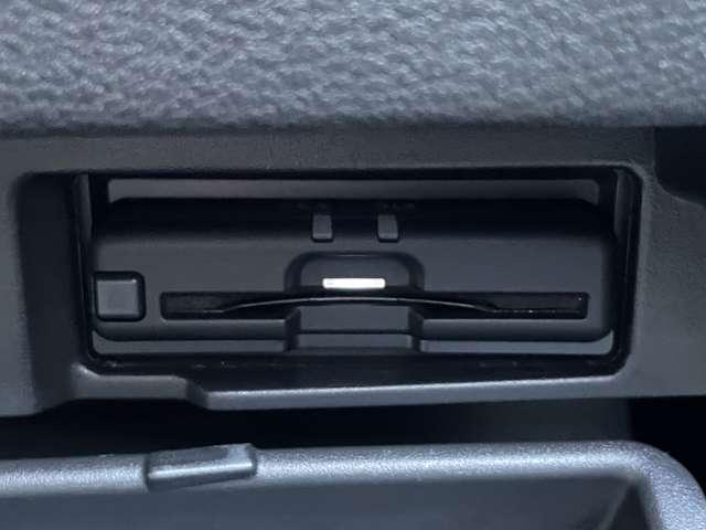 セレナ e-パワー ハイウェイスターV 360°カメラ エマジェンシーブレーキ 1オナ スマキー バックカメラ LED レーンアシスト 点検記録簿付 ETC ドラレコ Aストップ イモビ サイドカーテンエアバック フルオートエアコン ABS(12枚目)