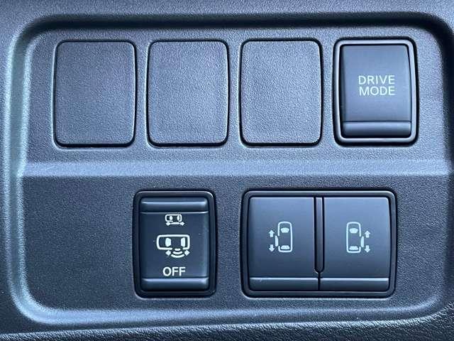 セレナ e-パワー ハイウェイスターV 360°カメラ エマジェンシーブレーキ 1オナ スマキー バックカメラ LED レーンアシスト 点検記録簿付 ETC ドラレコ Aストップ イモビ サイドカーテンエアバック フルオートエアコン ABS(17枚目)