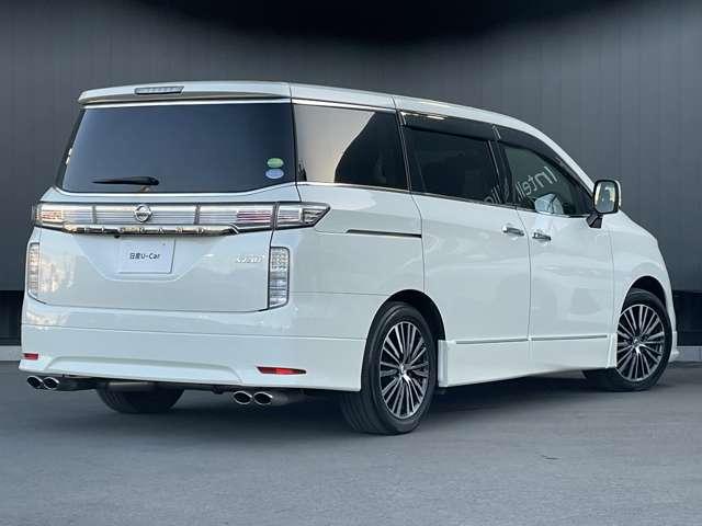 エルグランド ２．５　２５０ハイウェイスターＳ　後席モニター　純正メモリーナビ　地デジ　アルミホイル　点検記録簿　両側パワ－スライドドア　ドライブレコーダ　クルコン　インテリキー　Ｂカメラ　ＬＥＤヘッドランプ　サイドカーテンエアバック　盗難防止　メモリーナビ　ＥＴＣ　エアコン　ナビＴＶ（2枚目）