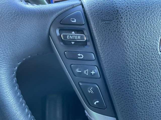 �X�e�A�����O�X�C�b�`�ł�