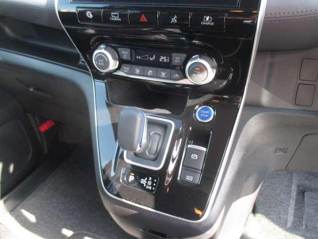 e-パワー ハイウェイスターV 1.2 e-POWER ハイウェイスター V プロパイロット 後席モニター ドラレコ(9枚目)