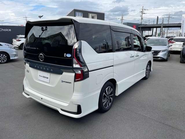 セレナ １．２　ｅ－ＰＯＷＥＲ　ハイウェイスター　Ｖ　後席モニター　前後ドラレコ　１オナ　点検記録簿付　エアバック　ＡＢＳ　パワステ　パワーウィンドウ（2枚目）