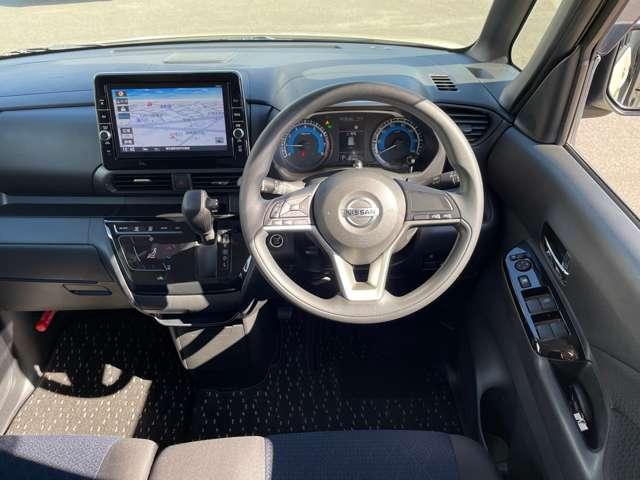 ルークス ６６０　ハイウェイスターＸ　アイスト　衝突被害軽減ブレ－キ　助手席側オートスライドドア　マルチビューカメラ　ＥＴＣ　ＬＥＤ　スマートキー　パワーウィンドウ　ワンオーナー　ナビＴＶ　バックカメラ　記録簿　パワステ　オートエアコン（4枚目）