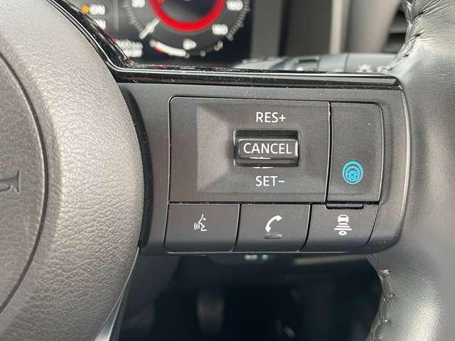 プロパイロットも付いておりますので、高速の運転の際に便利です。