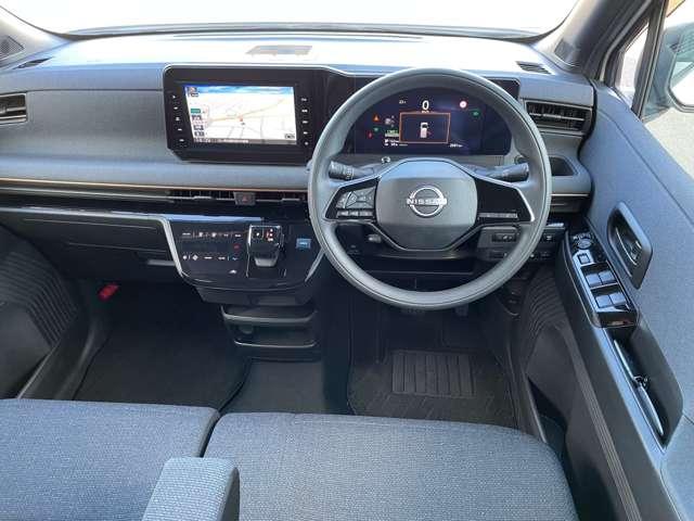 サクラ Ｘ　シーズンカラールーフ　前後ドラレコ　衝突軽減ブレーキ　アラウンドビューモニター　ＥＴＣ２，０　前後ドライブレコーダー　運転席エアバック　ＡＡＣ　ワンオーナー　パワーステアリング　アルミホイール　ＡＢＳ　パワーウィンドウ（4枚目）