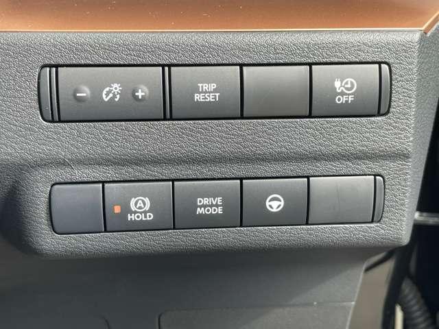 サクラ Ｇ　試乗車　プロパイロット　アラウンドビュ　ワンオーナ　踏み間違い防止アシスト　ＬＥＤヘッドランプ　Ｐアシスト　スマートキー　ＬＤＷ　盗難防止システム　オートエアコン　ＥＴＣ　バックカメラ　アダプティブクルーズコントロール（11枚目）